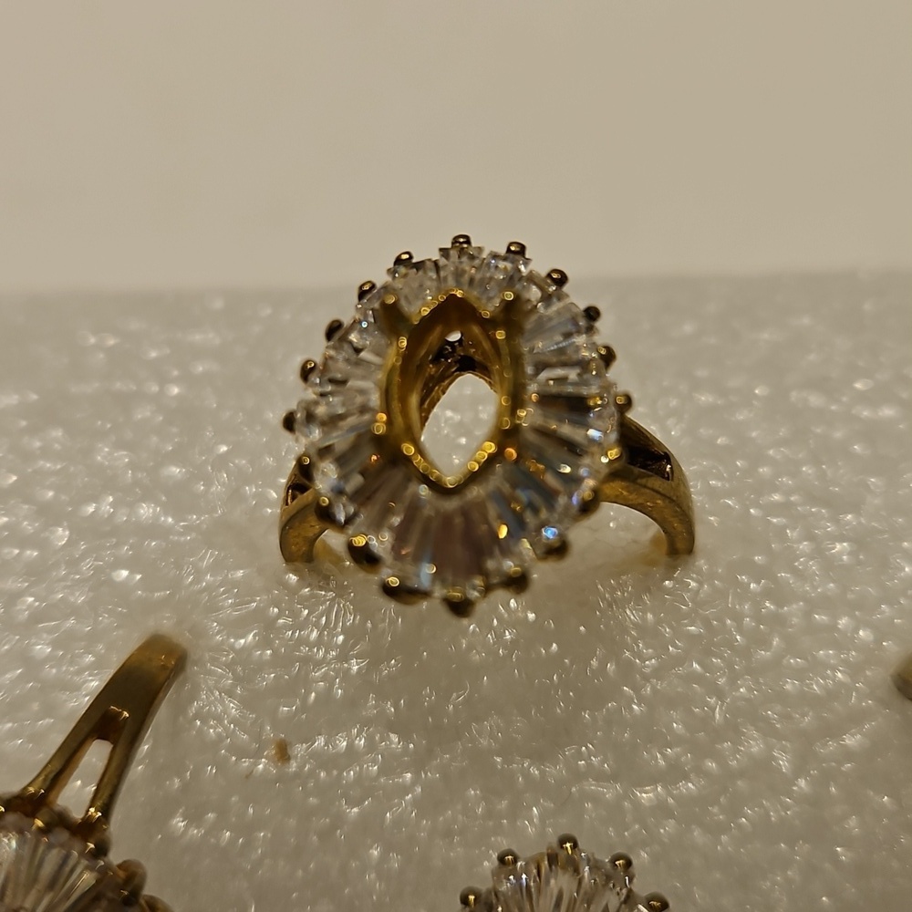 4 Goldtone & Rhinestone 6.5 Women's Prong Ring Setting - Picture 2 of 11